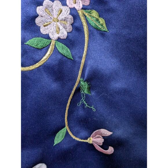 Smithsonian Institution Kimono Womens Small Embroidered Navy Robe Floral Belt - Picture 8 of 11